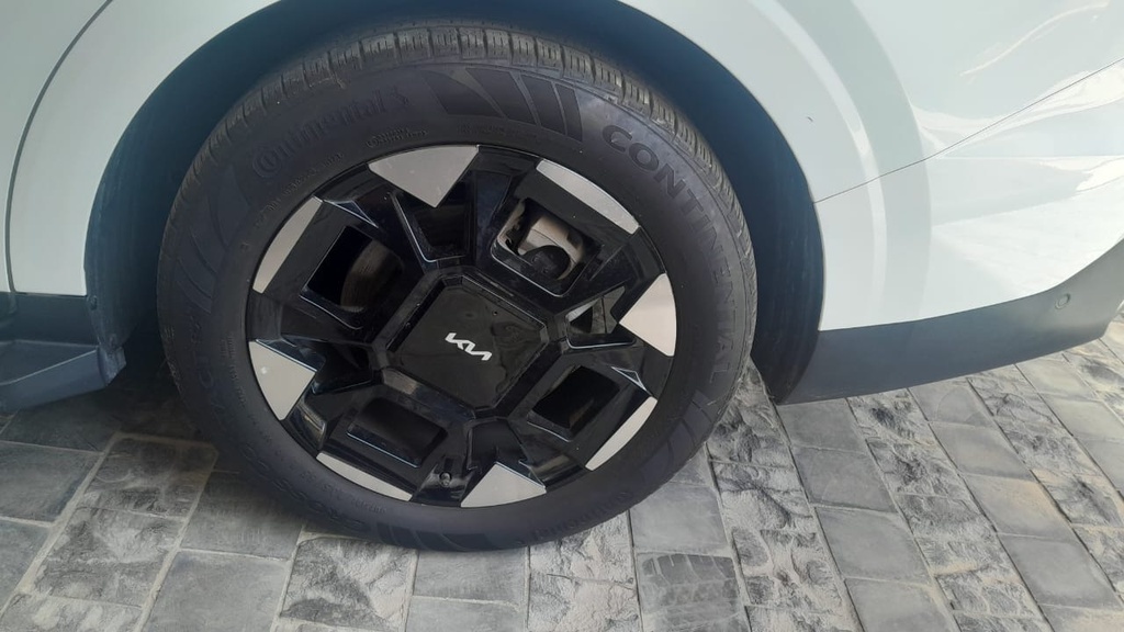 RR L TIRE