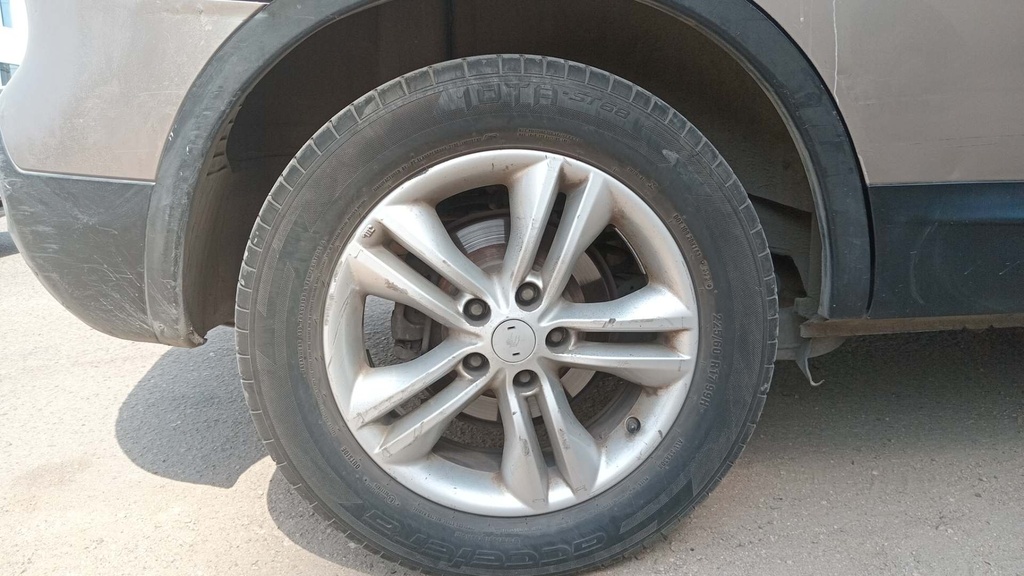 RR R TIRE