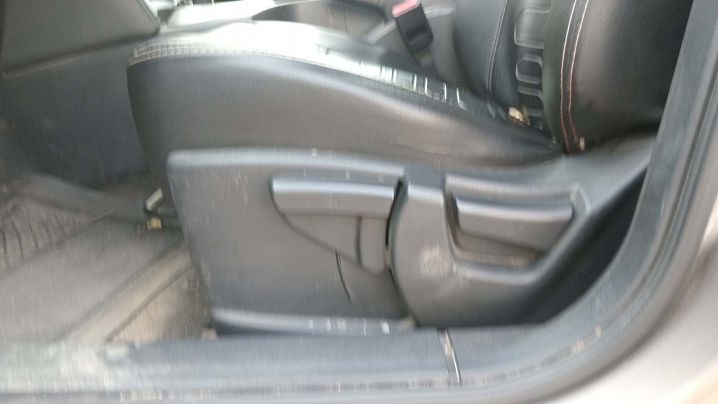 DRIVER SEAT SWITCHES