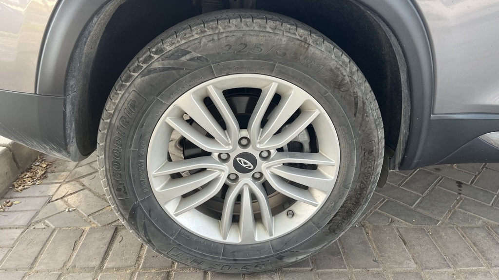 RR R TIRE