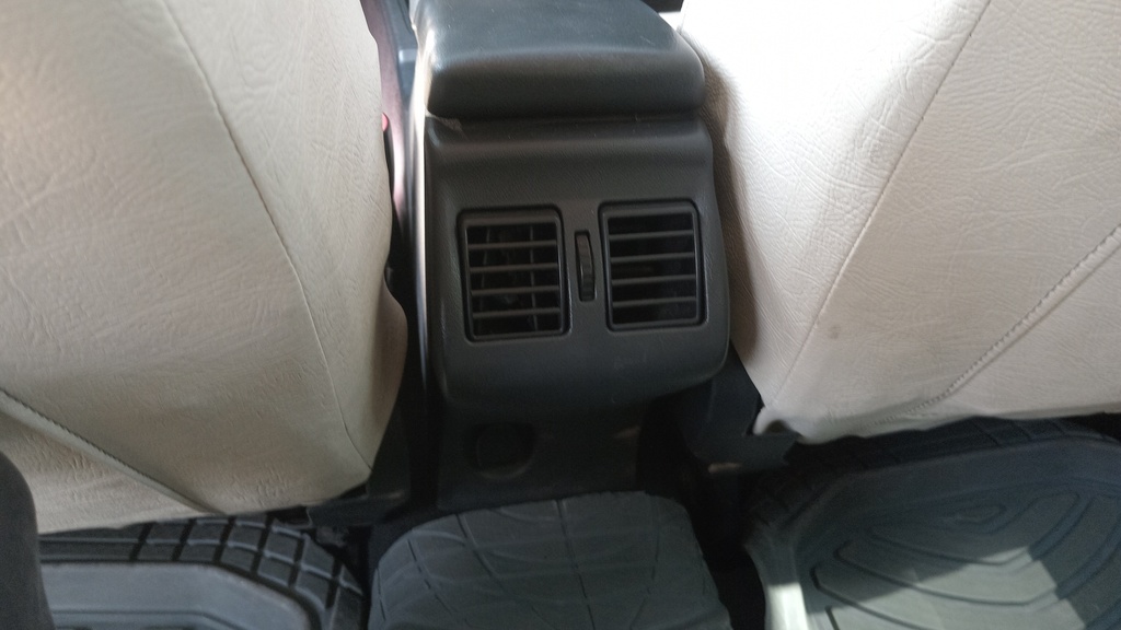 RR AC GRILL