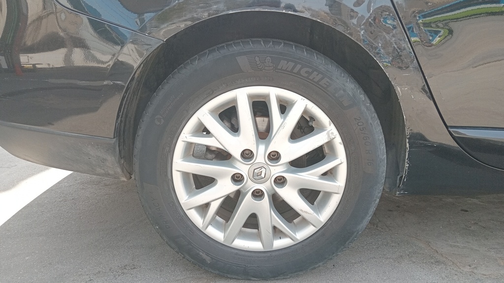 RR R TIRE
