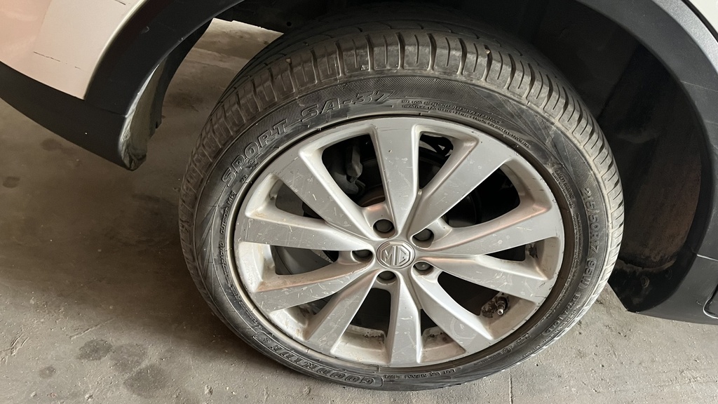 RR R TIRE