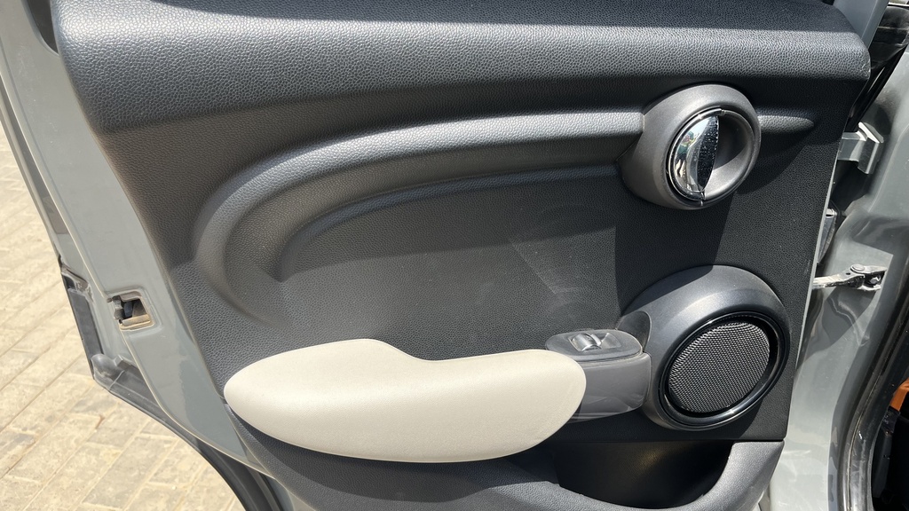 RR L DOOR