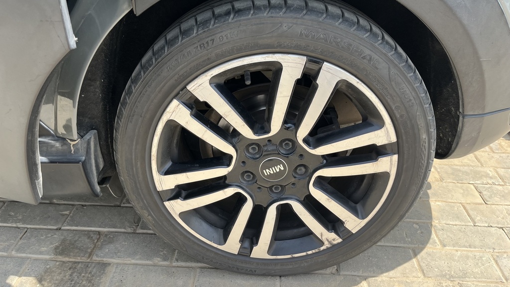 RR L TIRE