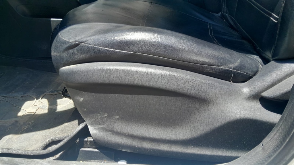 DRIVER SEAT SWITCHES