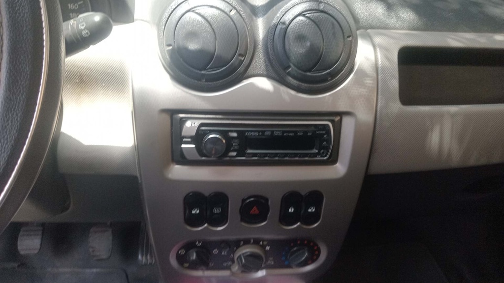 MULTIMEDIA SCREEN