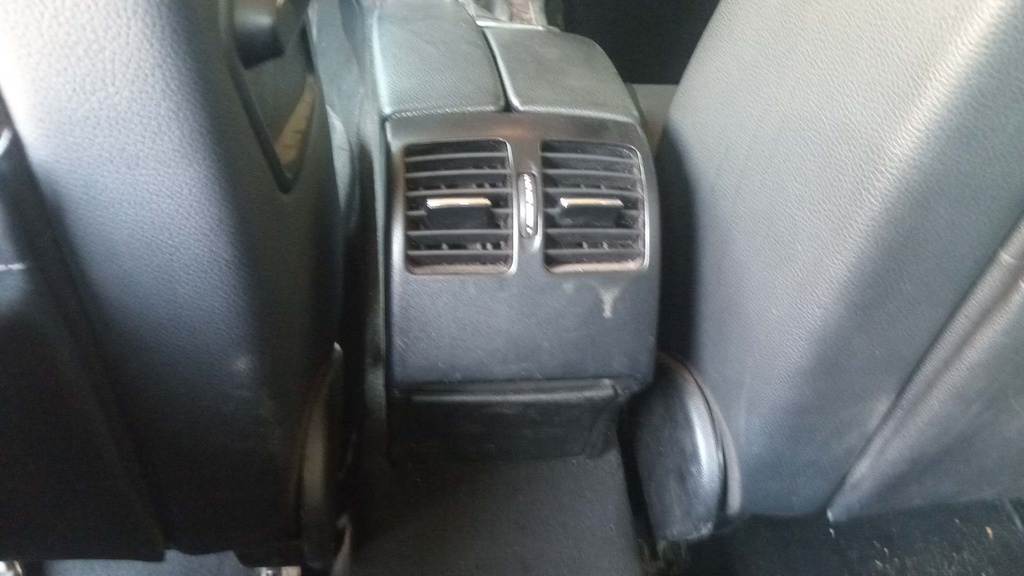 RR AC GRILL