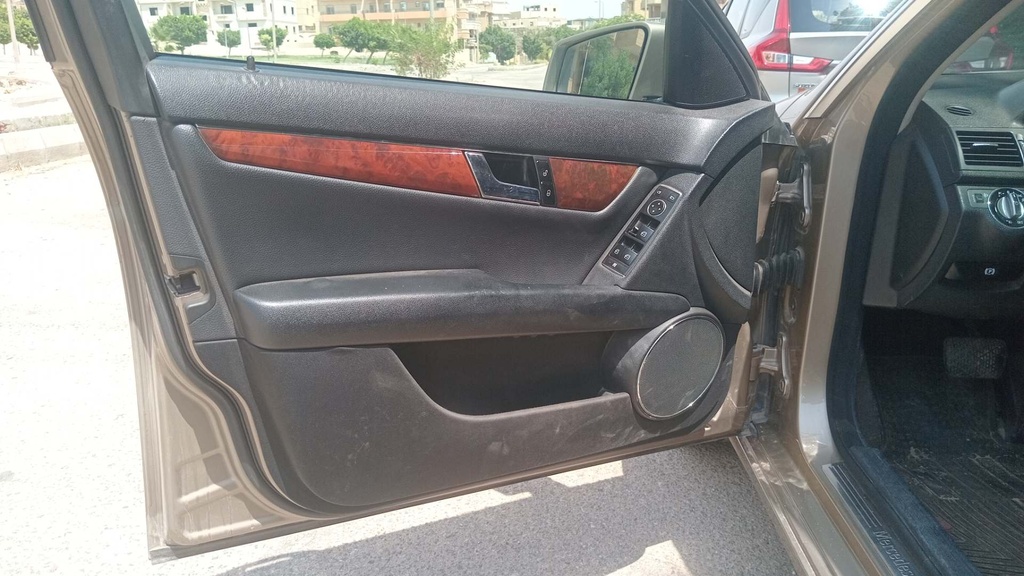 FR L DOOR
