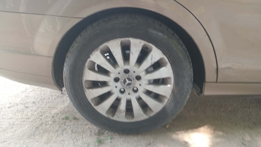 RR R TIRE