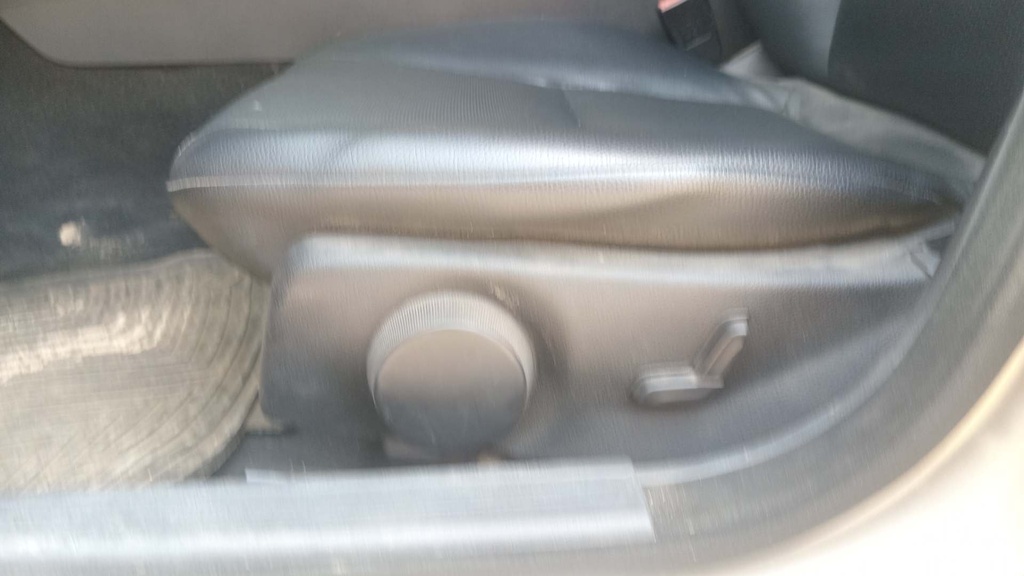 DRIVER SEAT SWITCHES