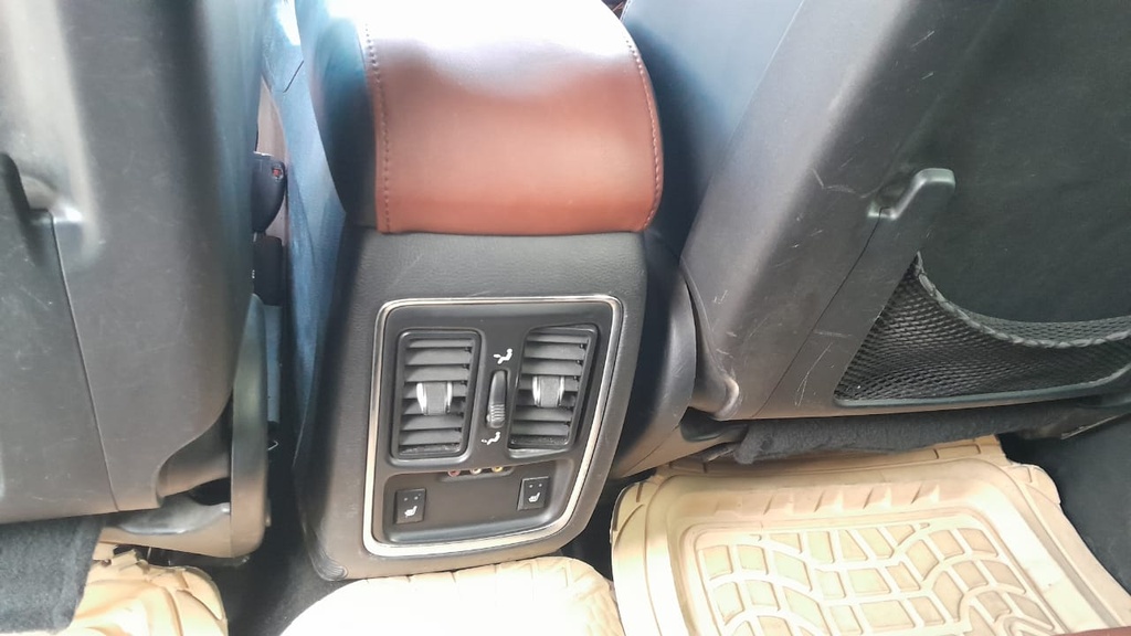 RR AC GRILL