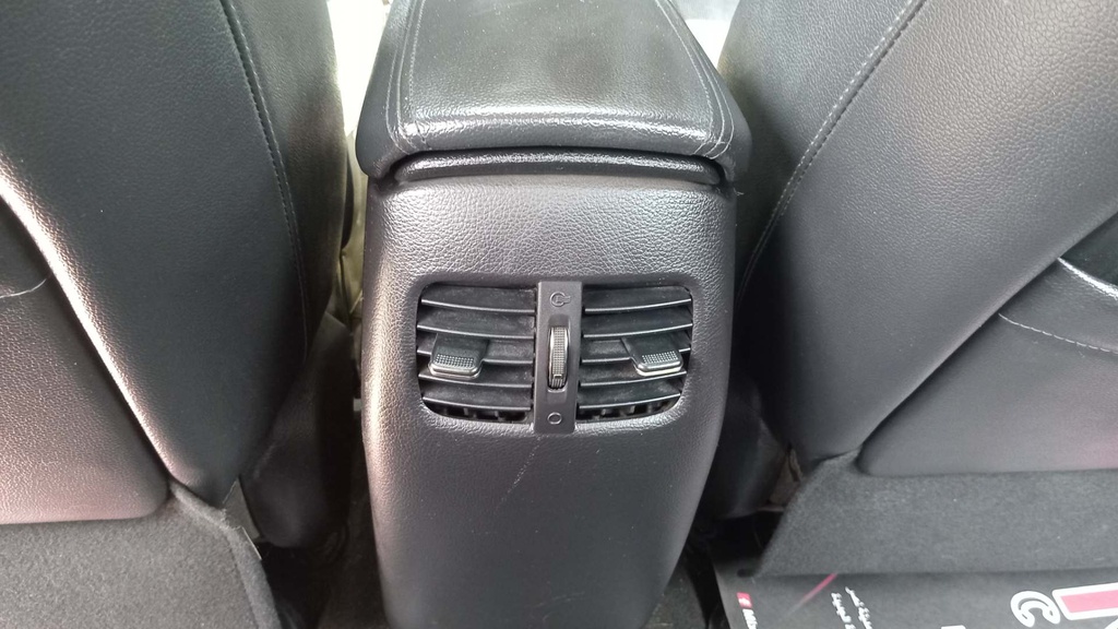 RR AC GRILL