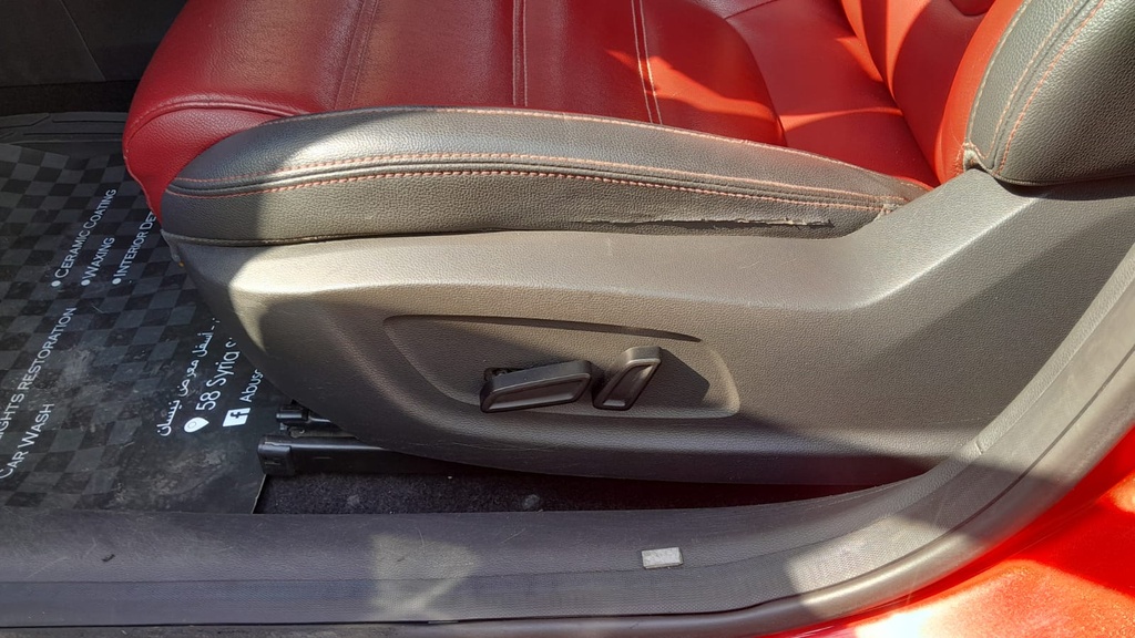 DRIVER SEAT SWITCHES