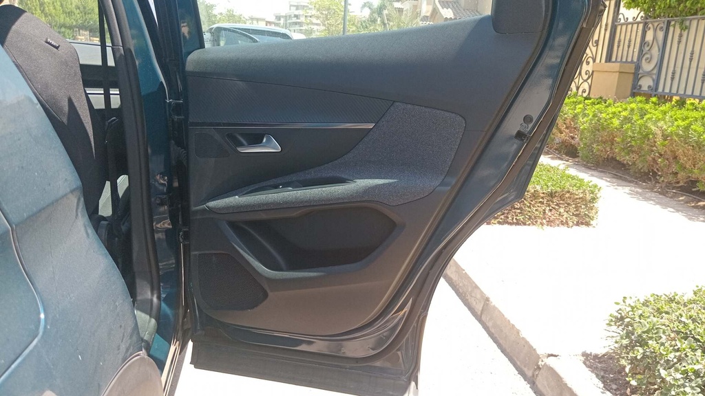RR R DOOR