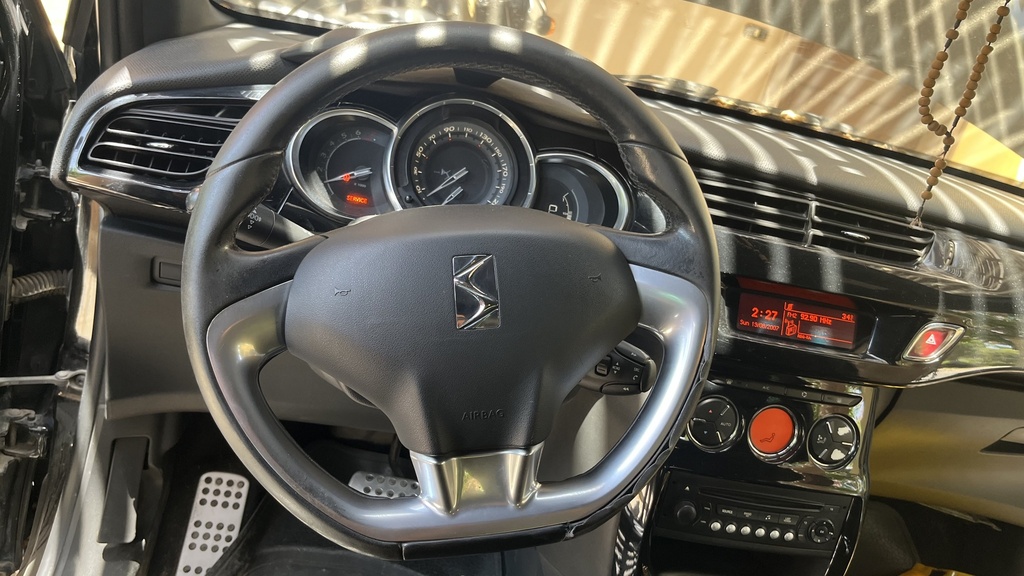 STEERING WHEEL