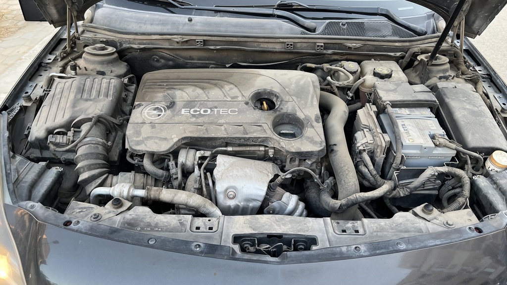 ENGINE COMPARTMENT