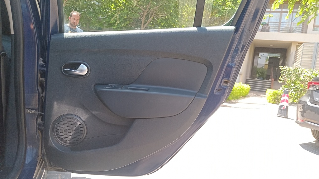 RR R DOOR