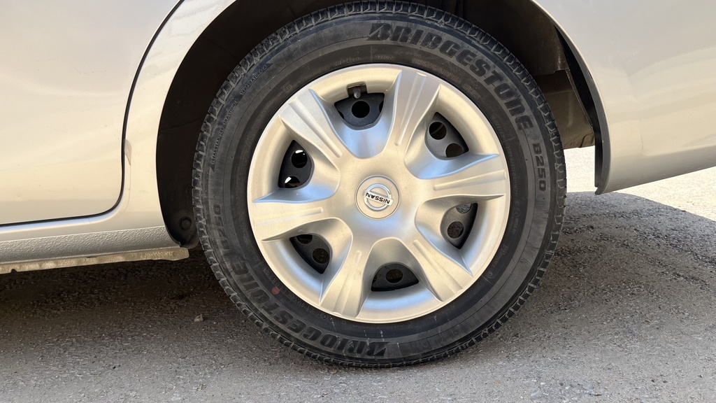 RR L TIRE