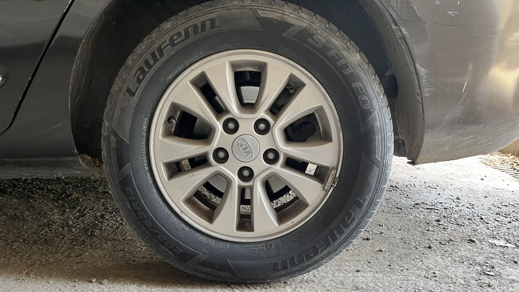 RR L TIRE