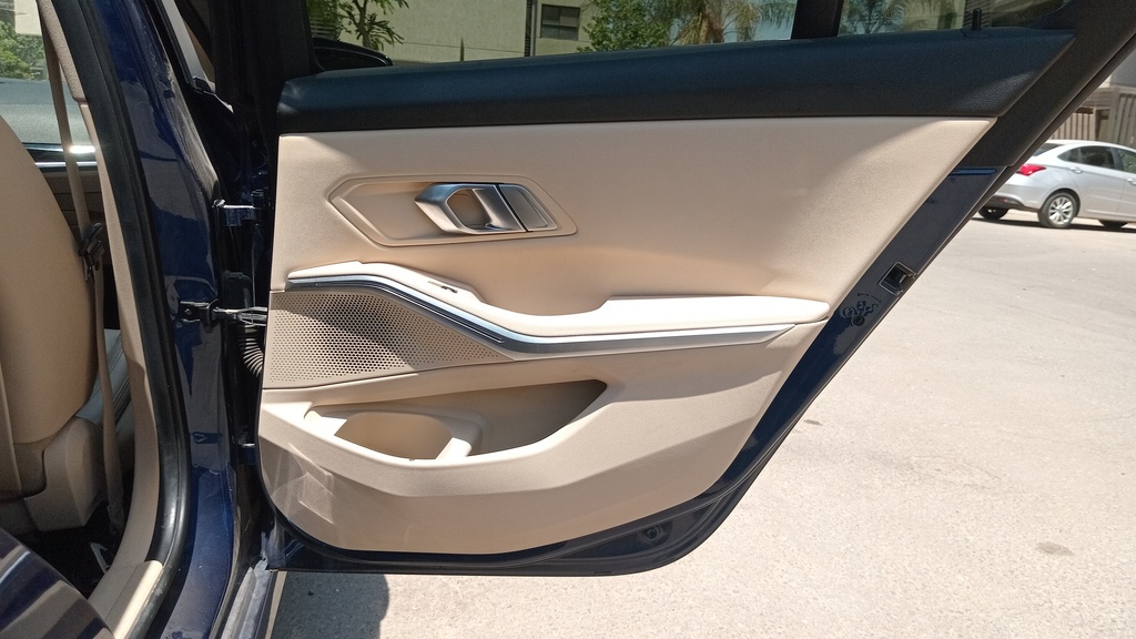RR R DOOR