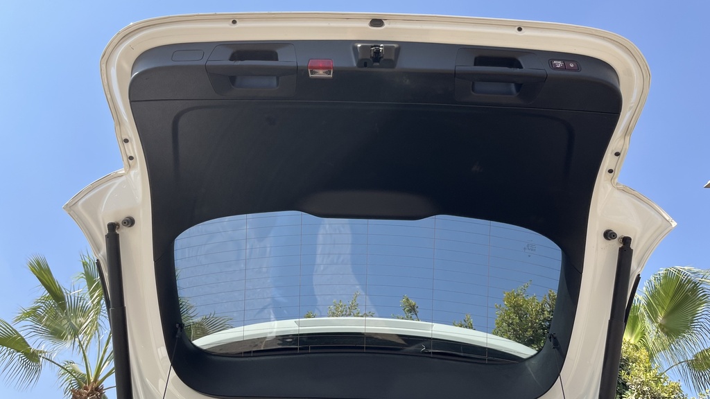 TRUNK HOOD