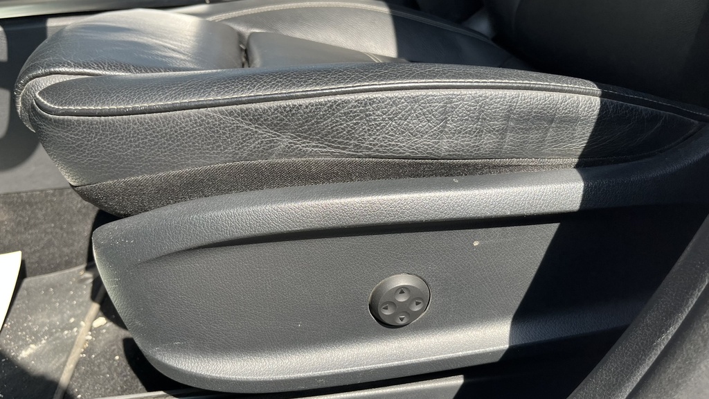DRIVER SEAT SWITCHES