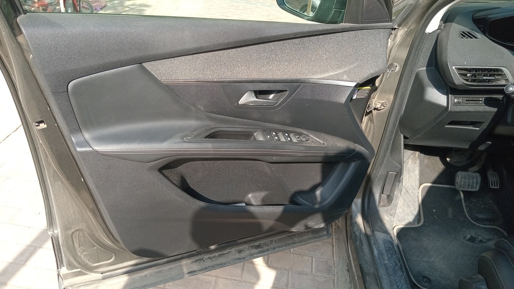 FR L DOOR