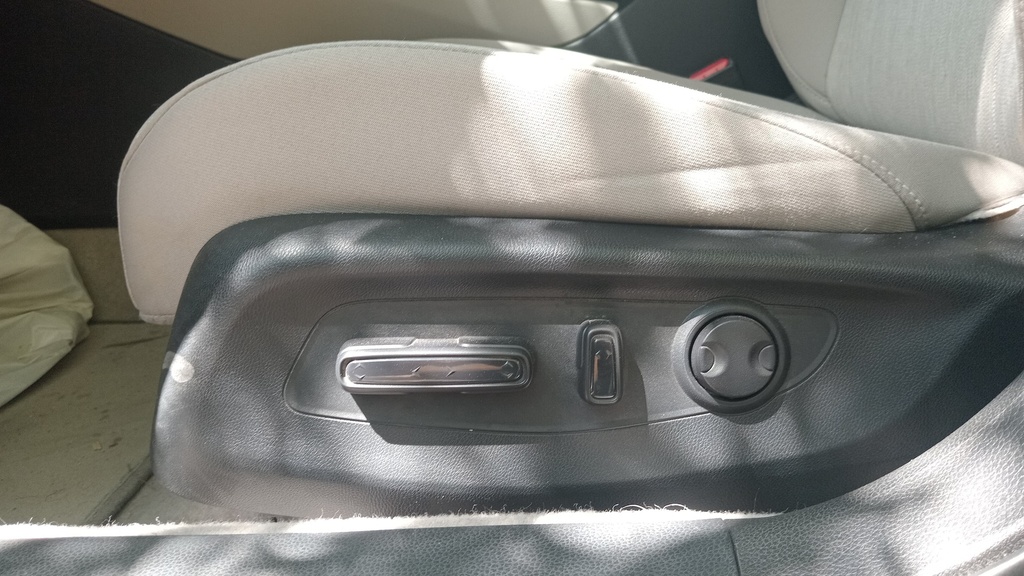 DRIVER SEAT SWITCHES