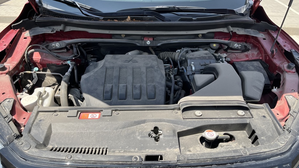 ENGINE COMPARTMENT