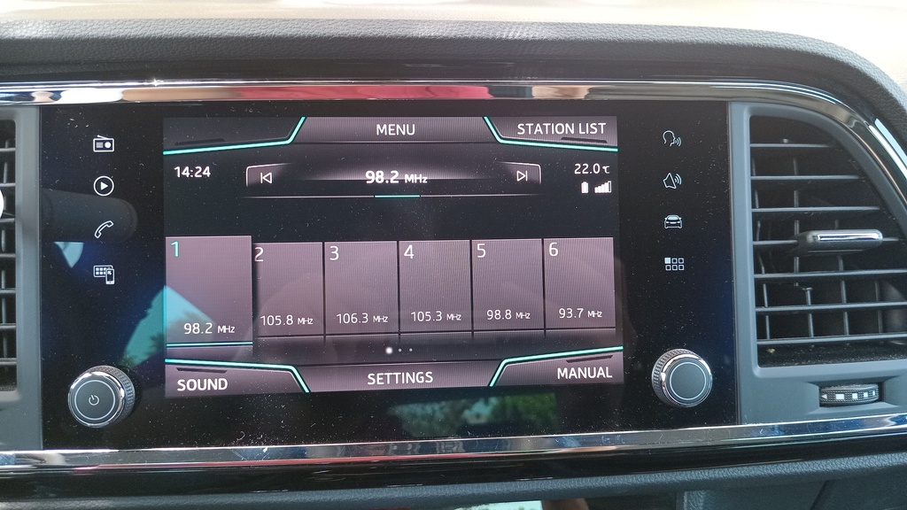 MULTIMEDIA SCREEN