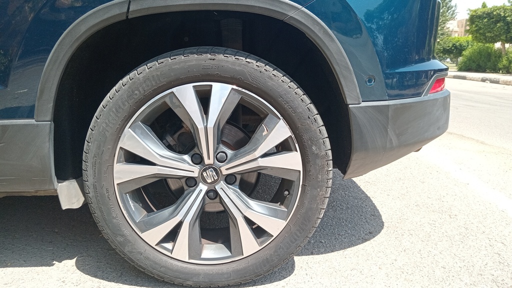 RR L TIRE
