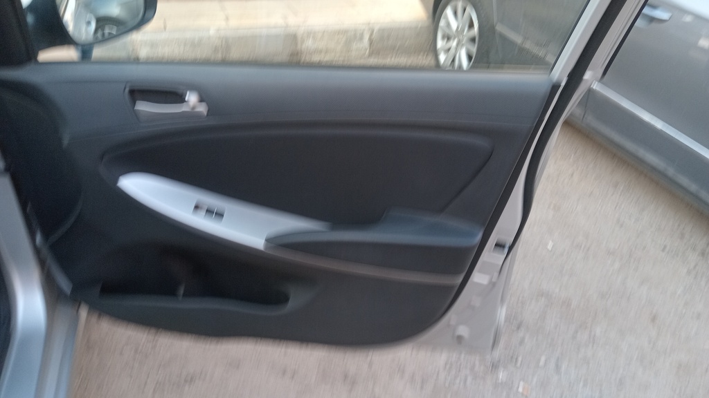 FR R DOOR