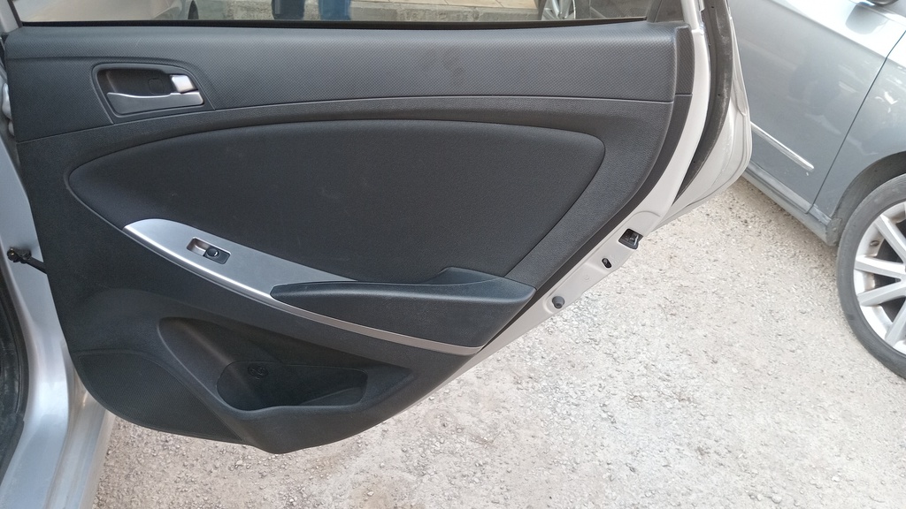 RR R DOOR
