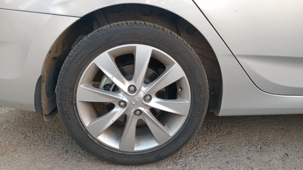 RR R TIRE