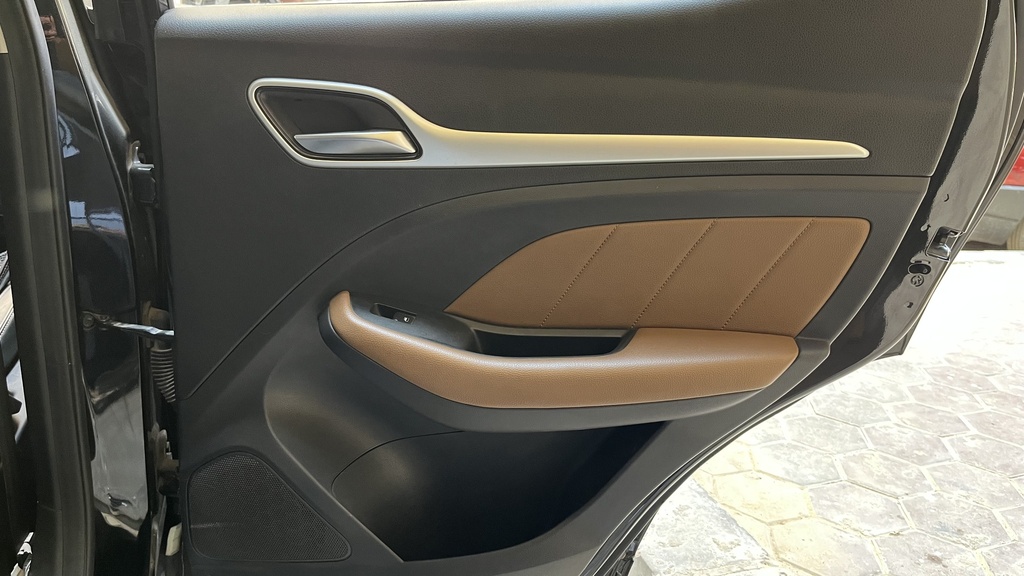 RR R DOOR