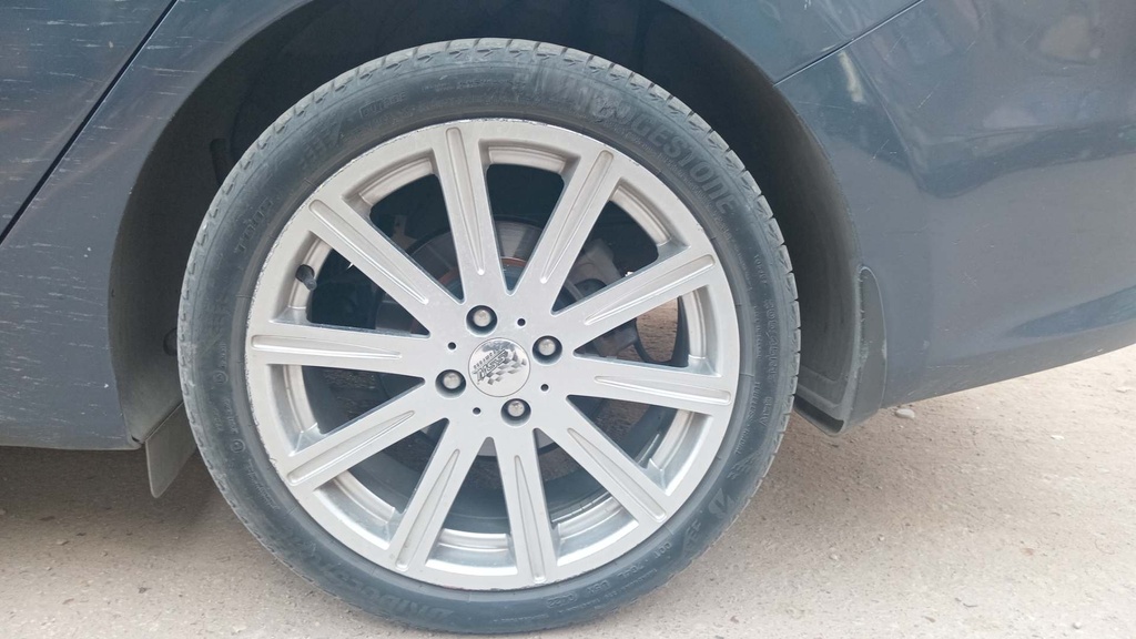RR L TIRE
