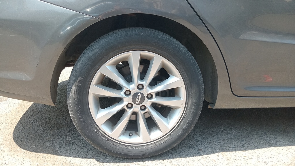 RR R TIRE