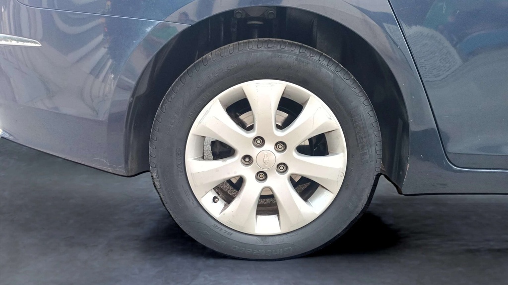 RR R TIRE