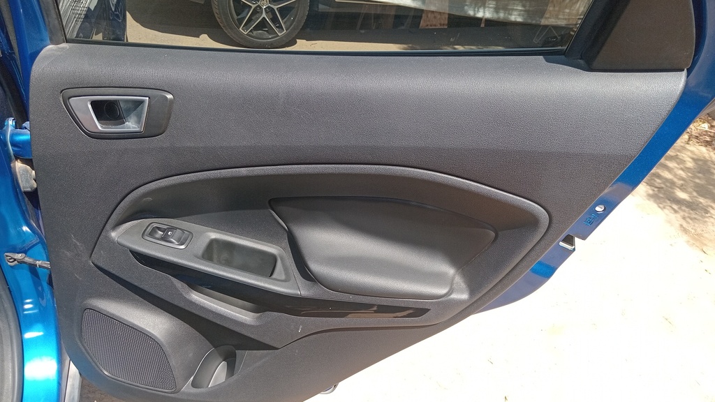 RR R DOOR