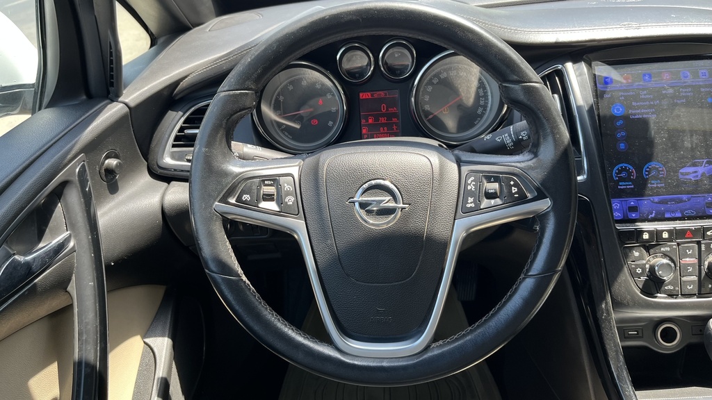 STEERING WHEEL