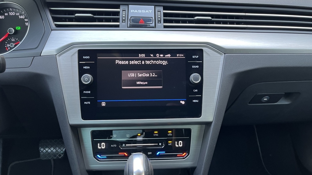 MULTIMEDIA SCREEN