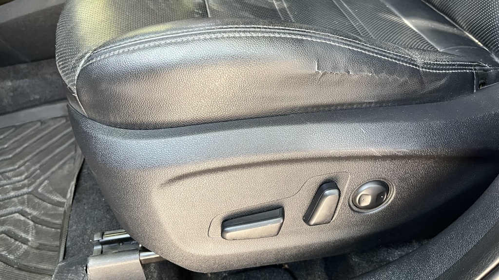 DRIVER SEAT SWITCHES