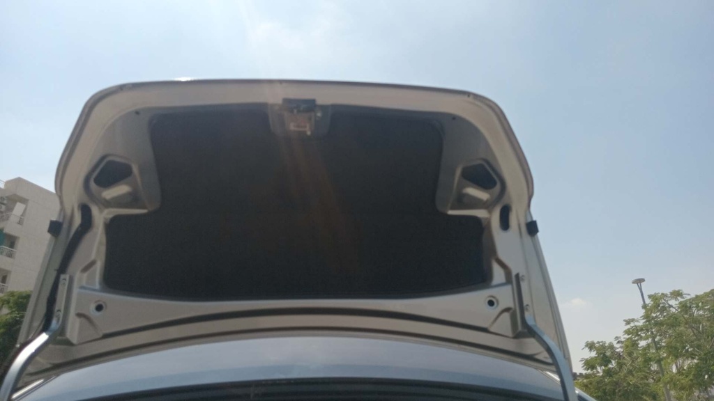 TRUNK HOOD