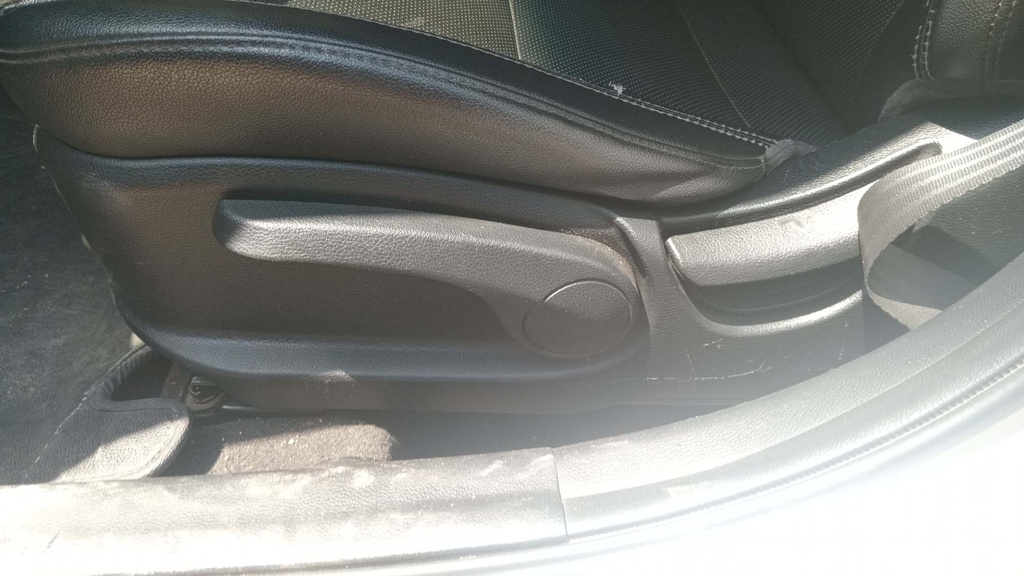DRIVER SEAT SWITCHES