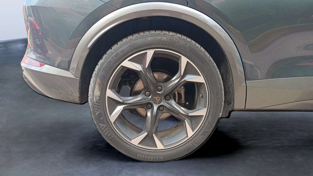 RR R TIRE
