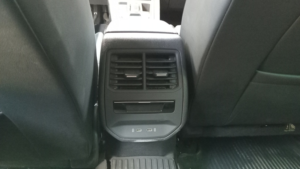 RR AC GRILL
