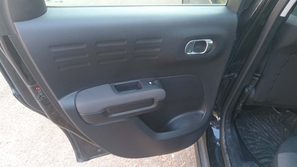 RR L DOOR