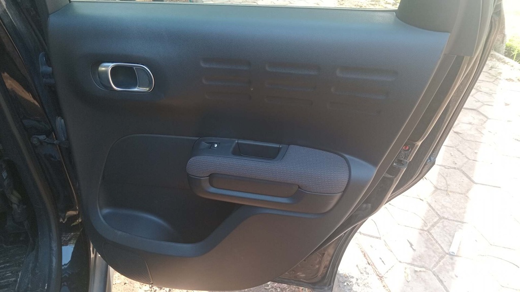 RR R DOOR