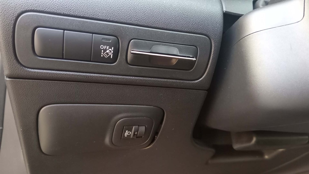LIGHT SWITCHES